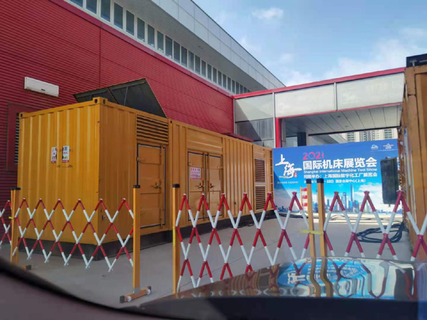 四方台出租发电机-柴油发电机和汽油发电机哪个更好一些？